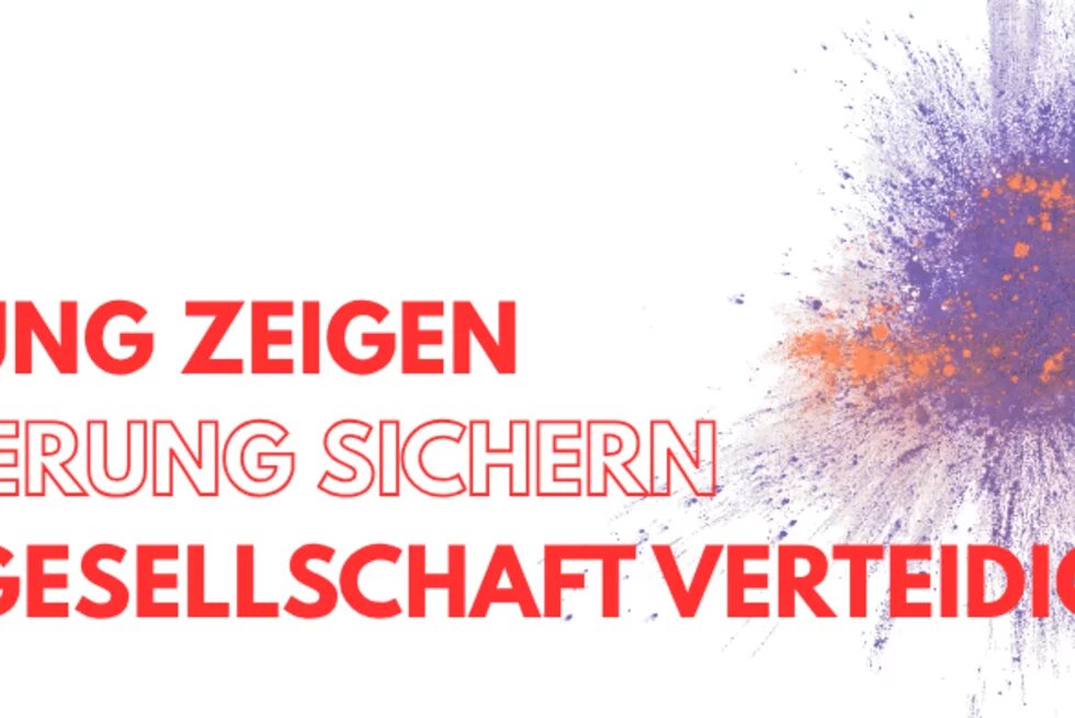 Lila, orangener Farbsplash oben rechts, davor der Reihentitel Haltung zeigen Förderung sichern Zivilgesellschaft verteidigen
