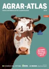 Cover des Agraratlas: Daten und Fakten zur EU-Landwirtschaft. Kuh auf türkisem Hintergrund